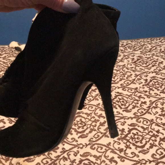 Guess booties - Picture 4 of 5